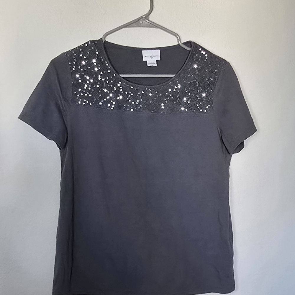 Jaclyn Smith Sequin Sparkle Gray Short Sleeve Casual Top Minimalist Small